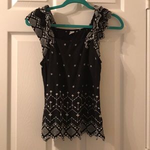 Old navy eyelet too size small
